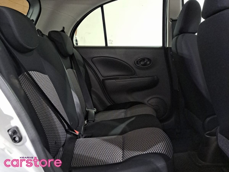 2021 Nissan March - image 13