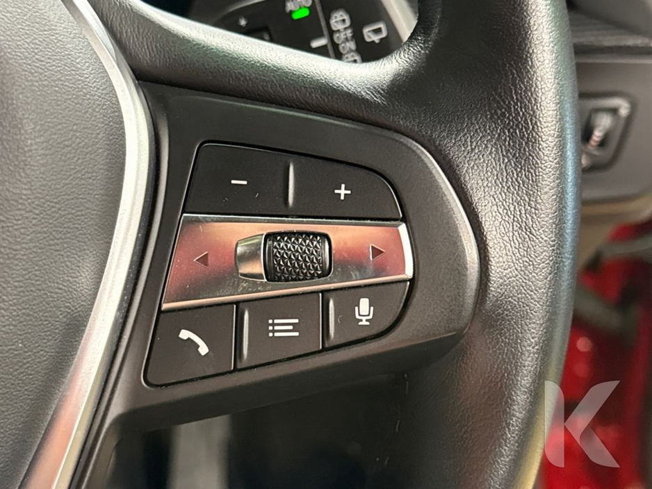 2023 BMW 1 Series - image 19