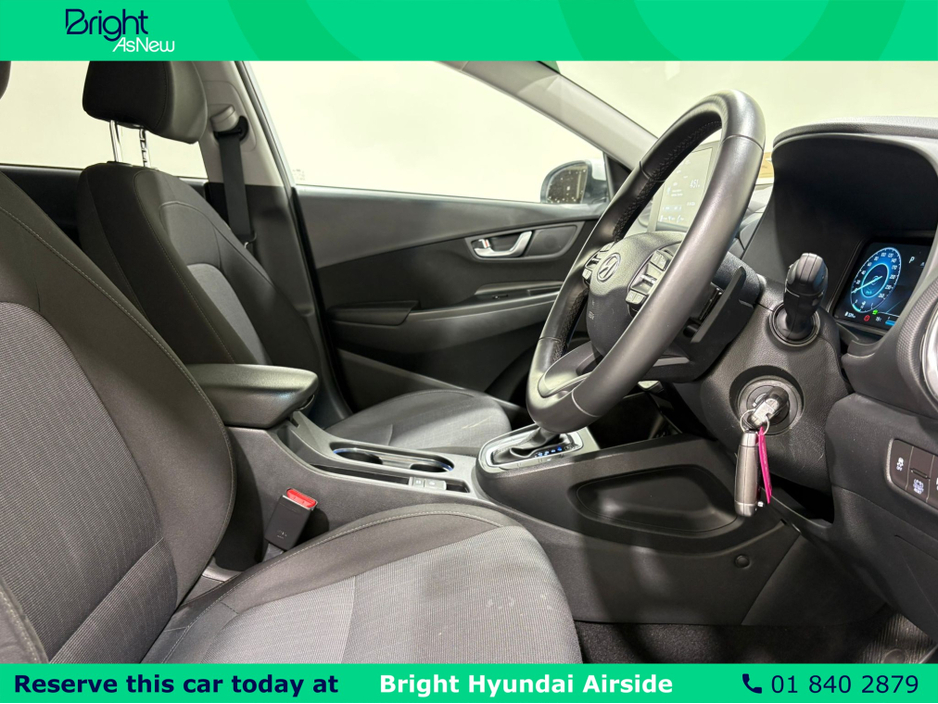 2022 Hyundai Kona - image 14