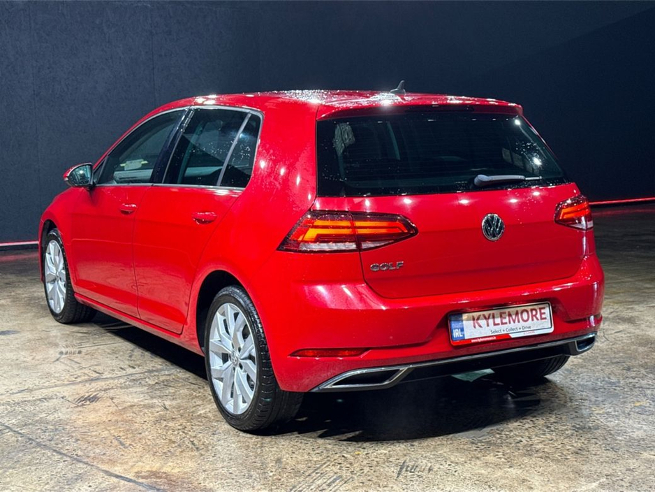 2018 Volkswagen Golf - image 5