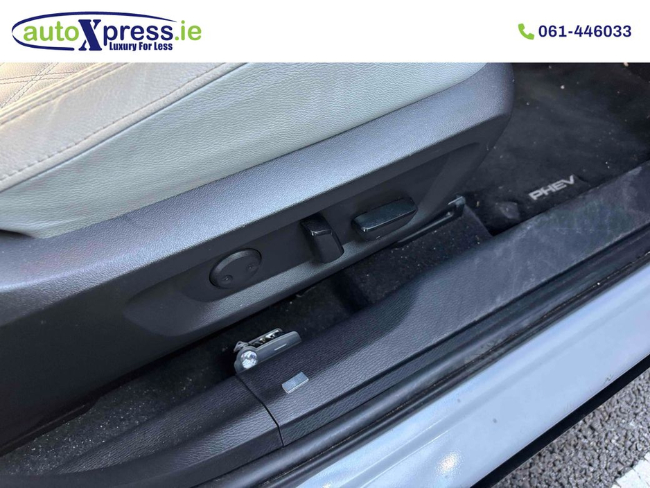 2022 Mitsubishi Outlander - image 8