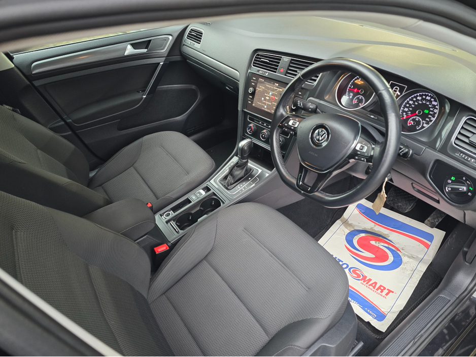 2019 Volkswagen Golf - image 15