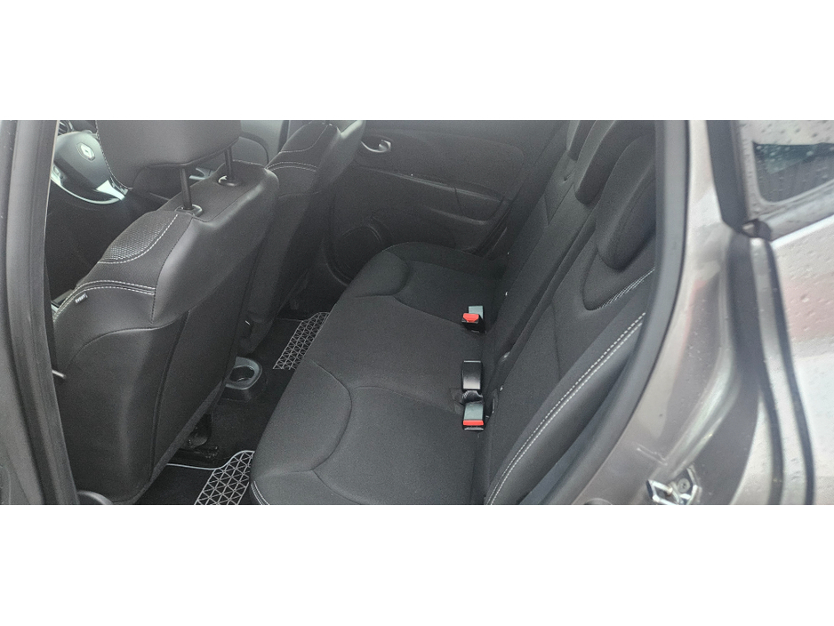 2015 Renault Clio lutecia automatic 1.2 petrol dynamique low kms €8,995