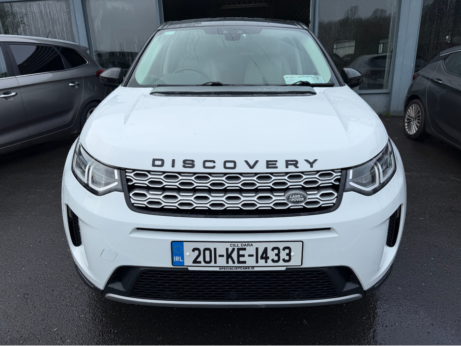 2020 Land Rover Discovery Sport - image 4