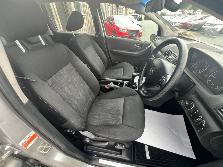 2012 Mercedes-Benz A Class - image 11