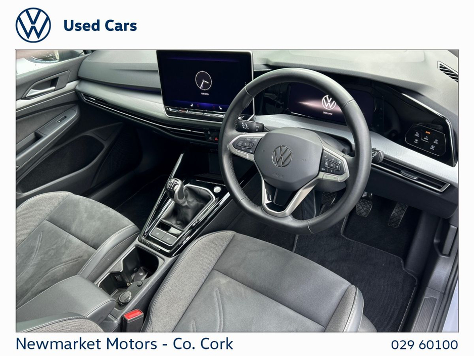 2025 Volkswagen Golf - image 12