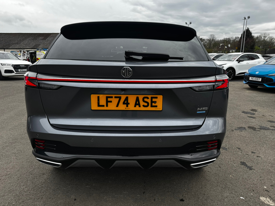 2025 MG HS - image 2