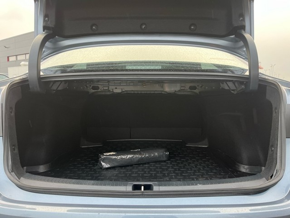 2023 Toyota Corolla LUNA 4DR SALOON AUTO €26,950