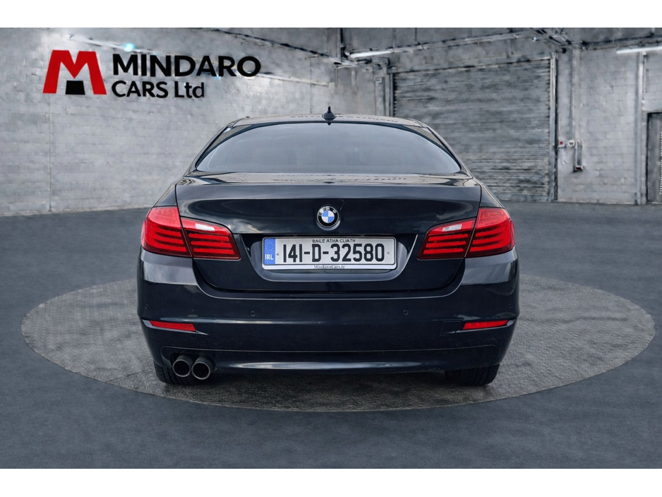 2014 BMW 5 Series - image 2