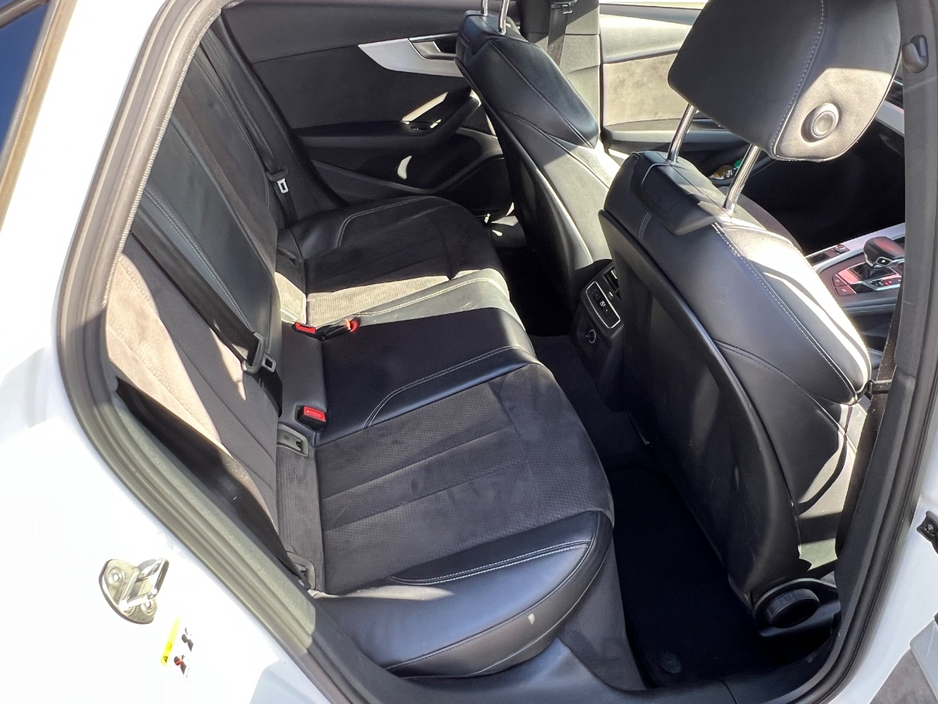 2019 Audi A4 - image 20