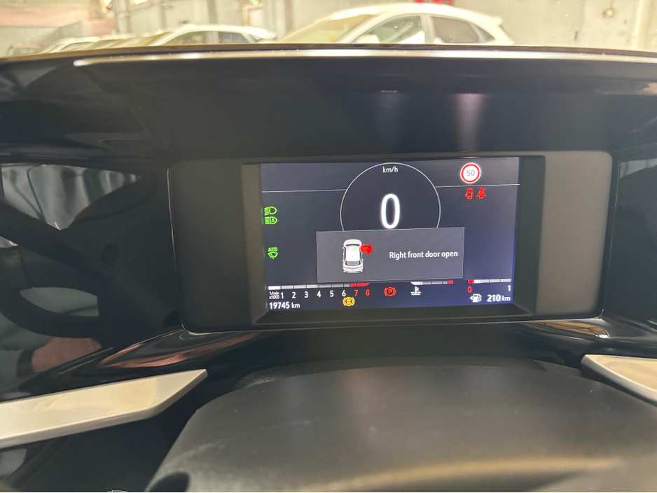 2025 Opel Mokka - image 14