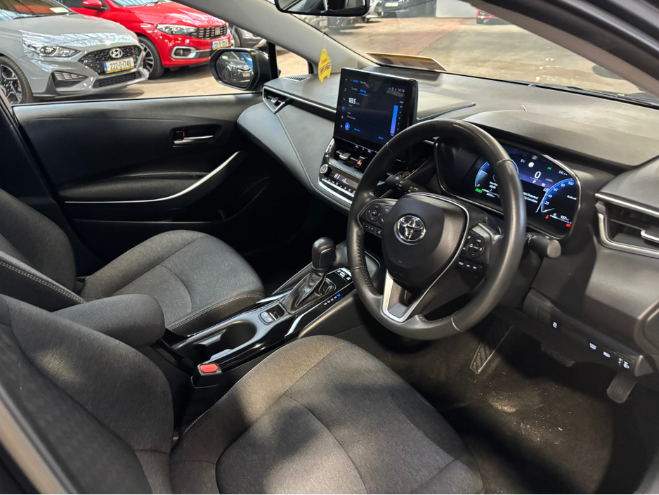 2023 Toyota Corolla LUNA SALOON 4DR AUTO €22,499