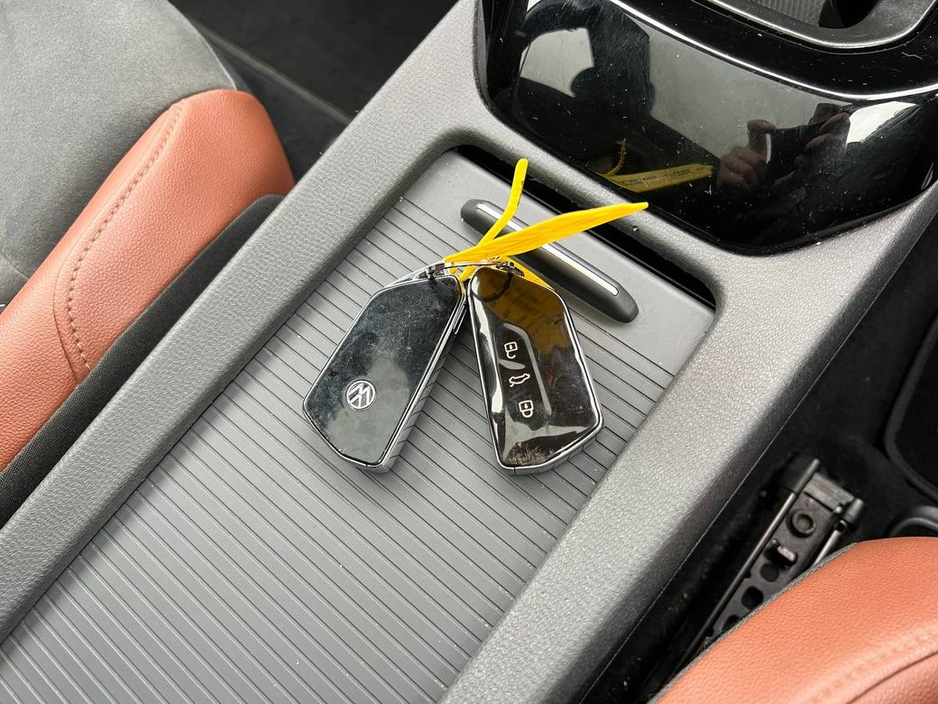 2021 Volkswagen ID.4 - image 11