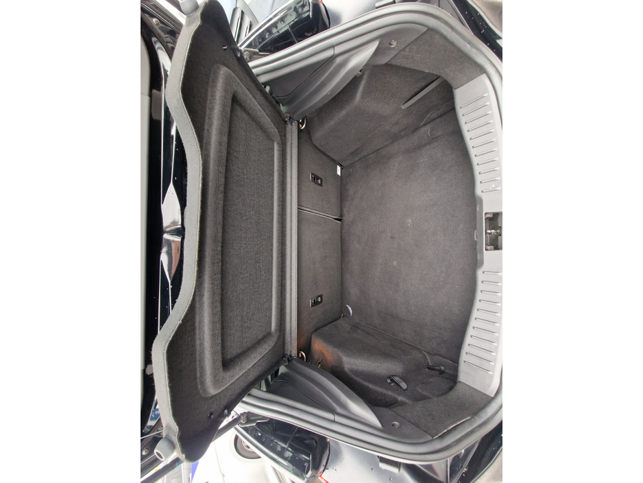 2018 Ford Focus - image 29