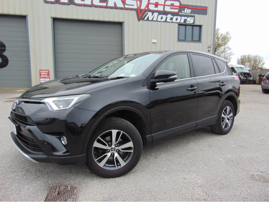 2016 Toyota Rav4 - image 2