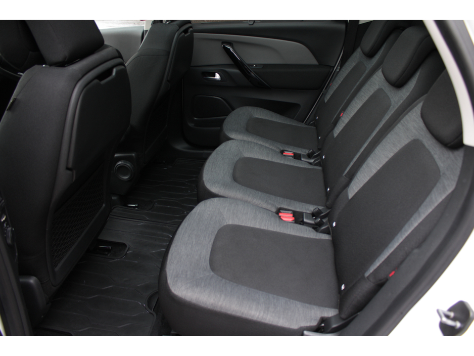 2018 Citroen C4 Picasso 2.0HDI SHINE EDITION 5DR ESTATE AUTOMATIC // 1 OWNER CAR WITH ONLY 63,000 KMS IN MINT CONDITION // BUY WITH CONFIDENCE AA AND SIMI APPROVED DEALER 2026 // FINANCE ARRANGED // TRADE INS WELCOME // €15,950