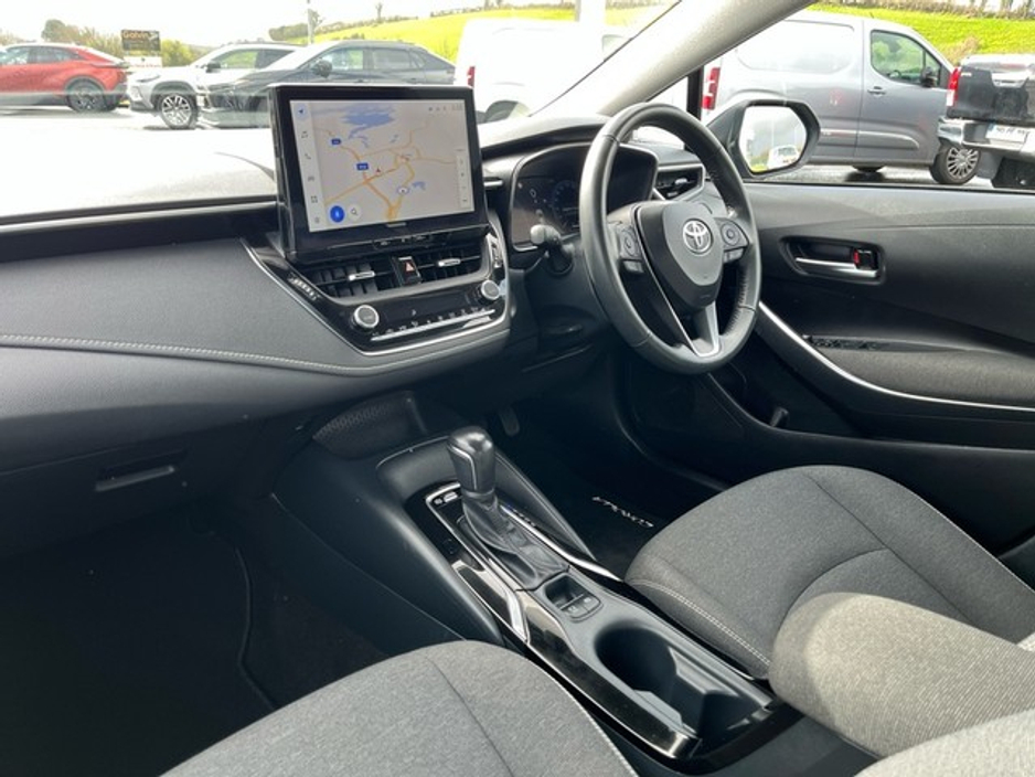 2023 Toyota Corolla - image 8