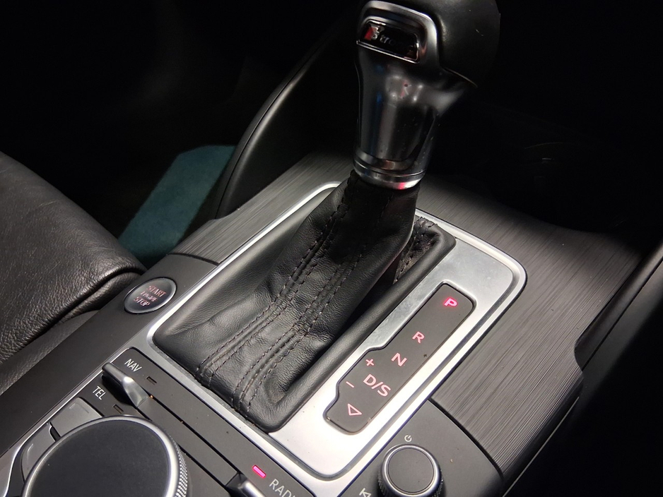 2015 Audi A3 - image 7