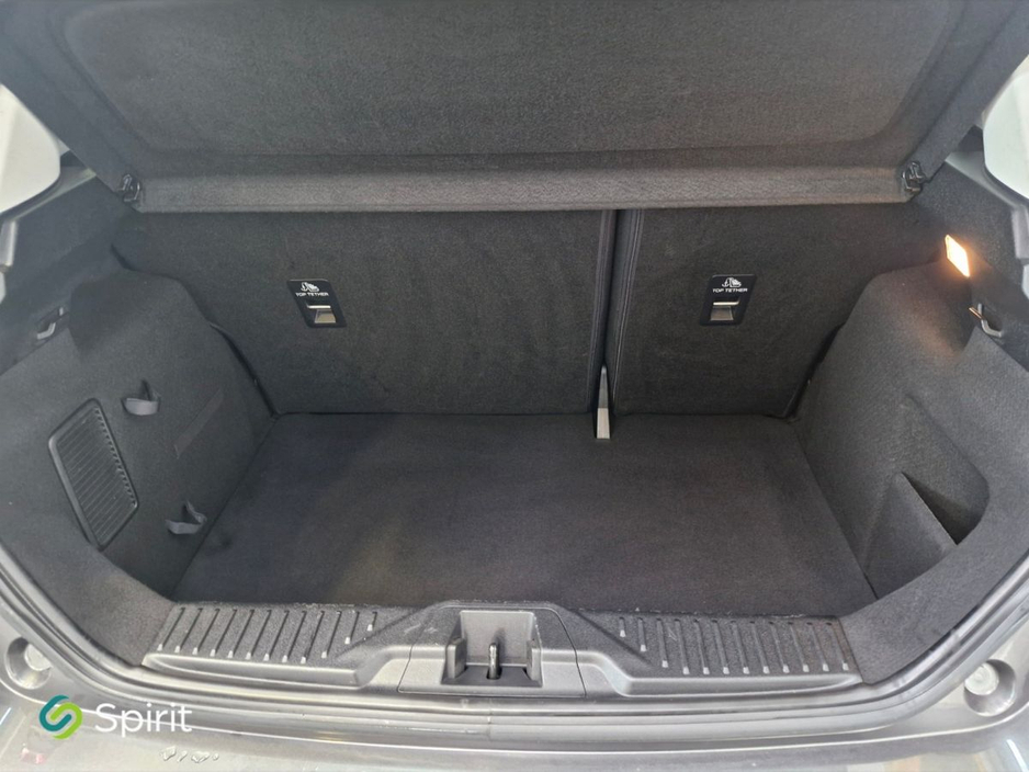 2019 Ford Fiesta - image 18