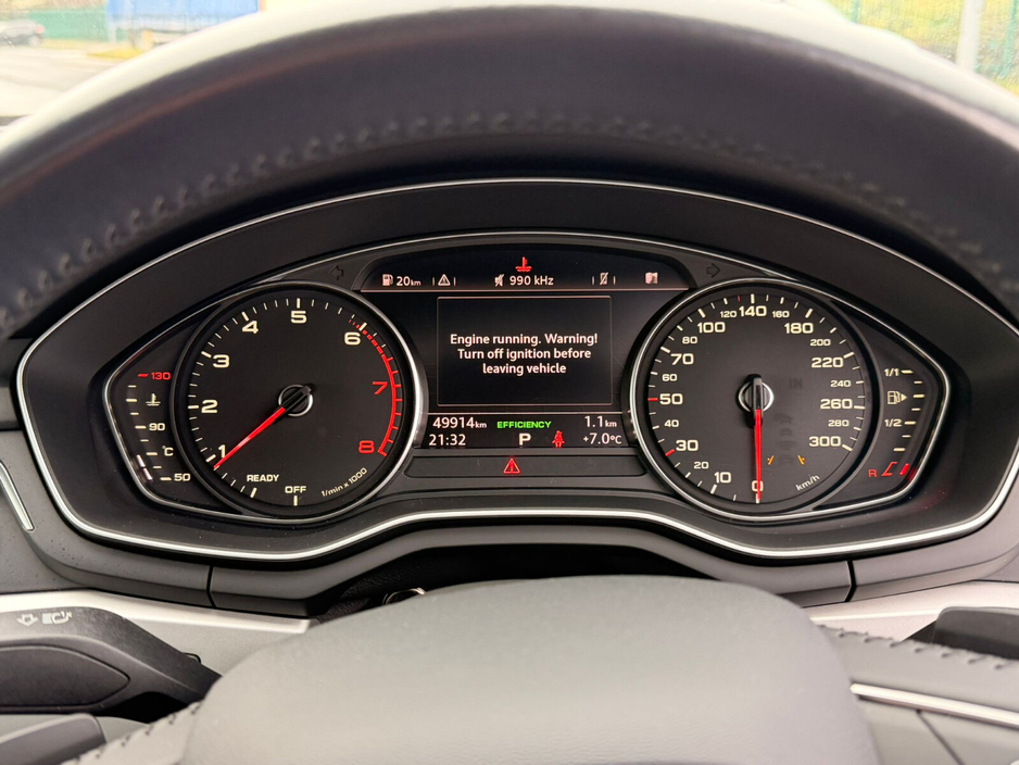 2016 Audi A4 - image 13