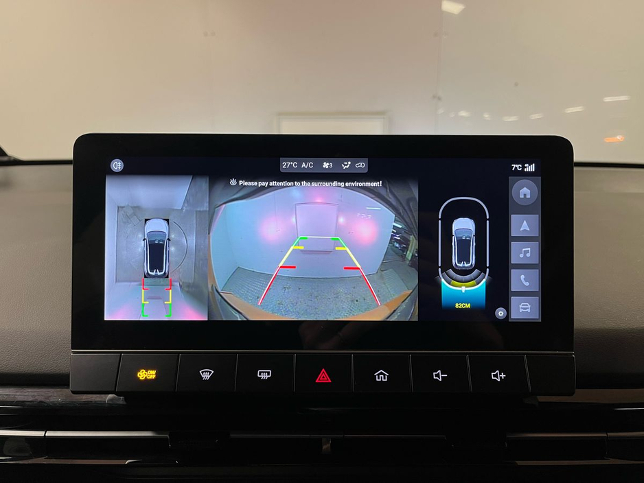 2023 MG 4 Trophy EV 64kWh 203BHP - Reversing Camera - Climate Control - Heated Seats/Steering Wheel - Cruise Control - Keyless Start - Apple CarPlay/Android Auto €21,950