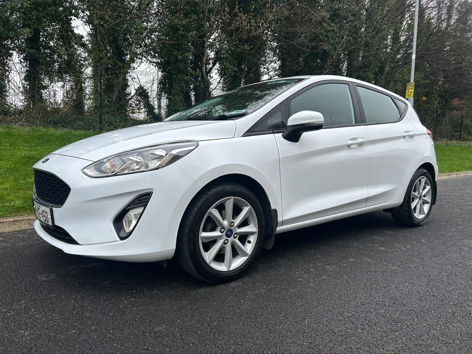 2018 Ford Fiesta - image 4