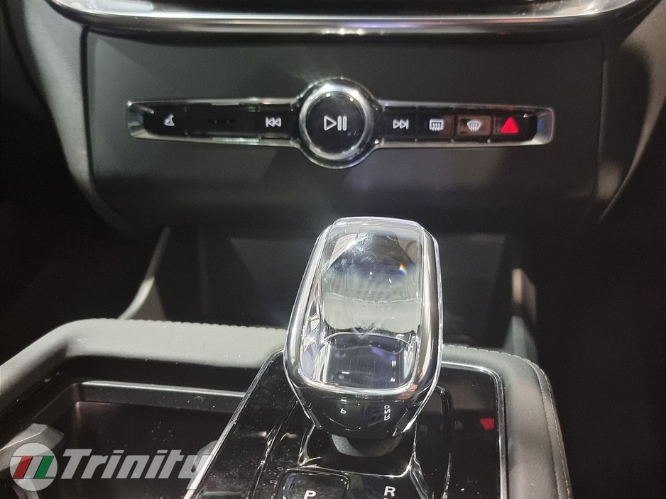 2025 Volvo XC90 * PLUS DARK * T8 2.0 PHEV * AWD * AUTOMATIC * STUNNING SUV * TRINITY VOLKSWAGEN * €81,950