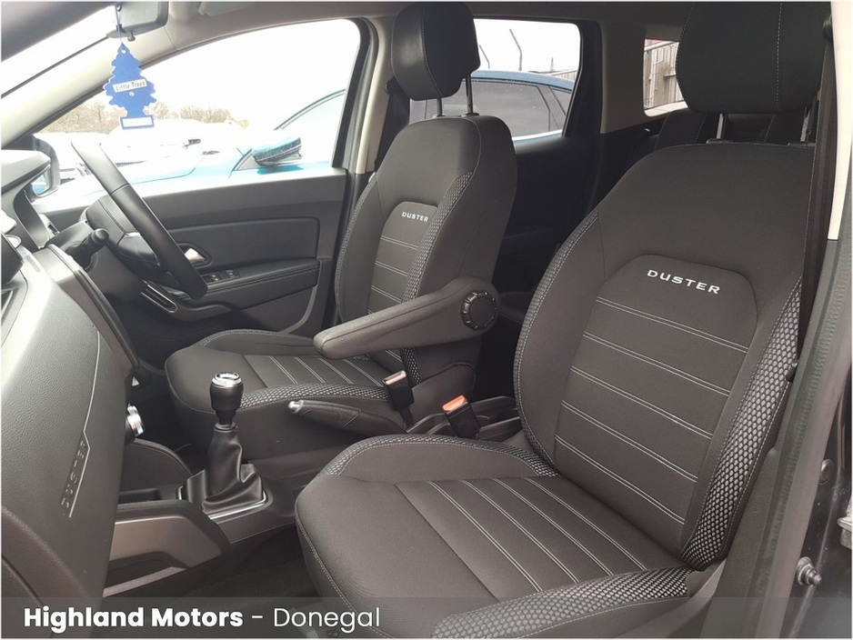 2021 Dacia Duster - image 5