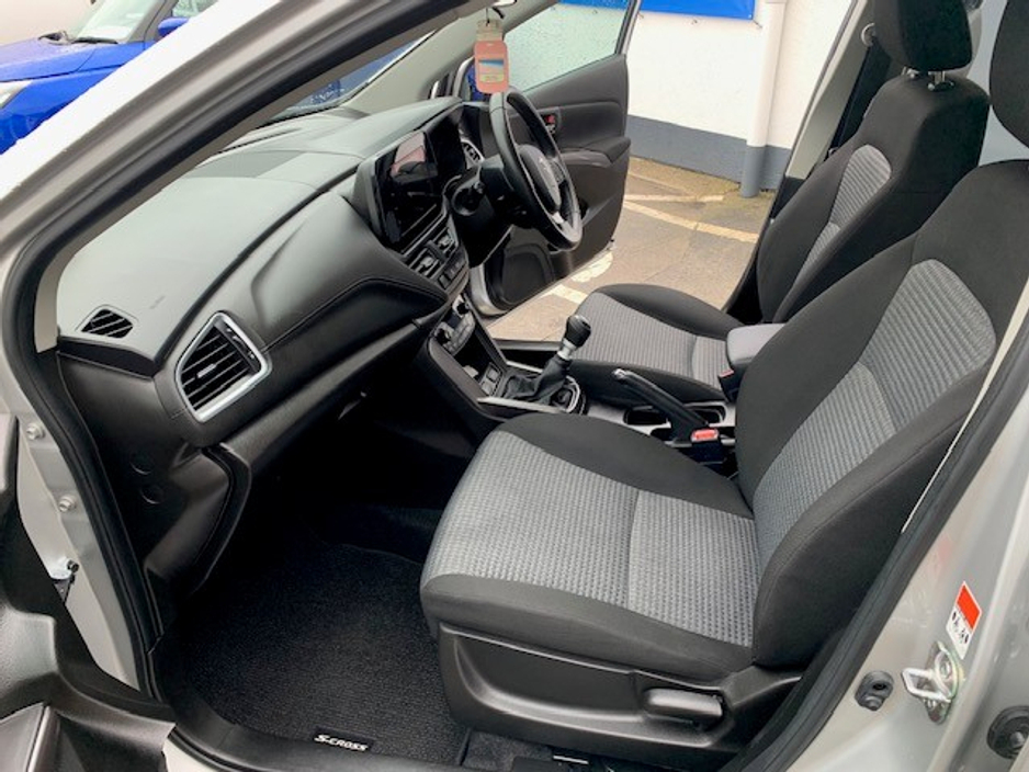 2023 Suzuki SX4 S-Cross - image 12