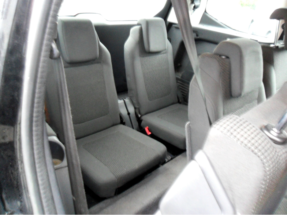 2013 Peugeot 5008 1.6 E-HDI ACTIVE 5DR AUTO.....7-SEATER......NCT 09/26......TAXED 03/26 €4,995