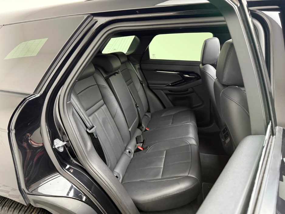 2024 Land Rover Range Rover Evoque HSE DYNAMIC P300E *HUGE SPEC* €52,990