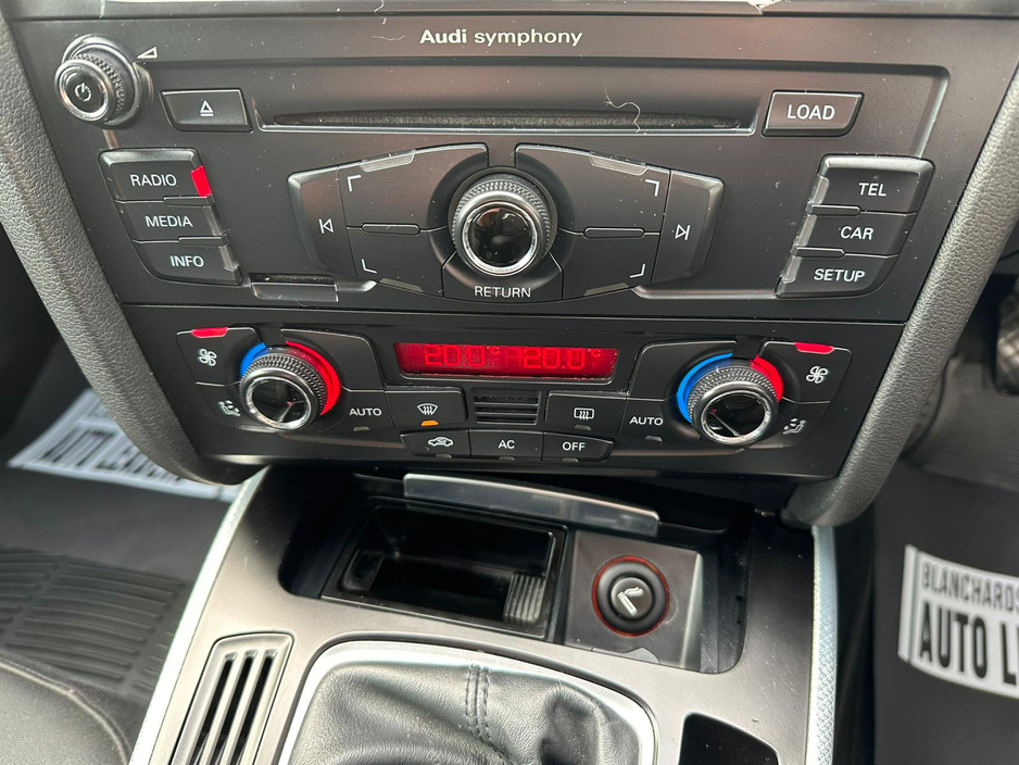 2009 Audi A4 - image 25