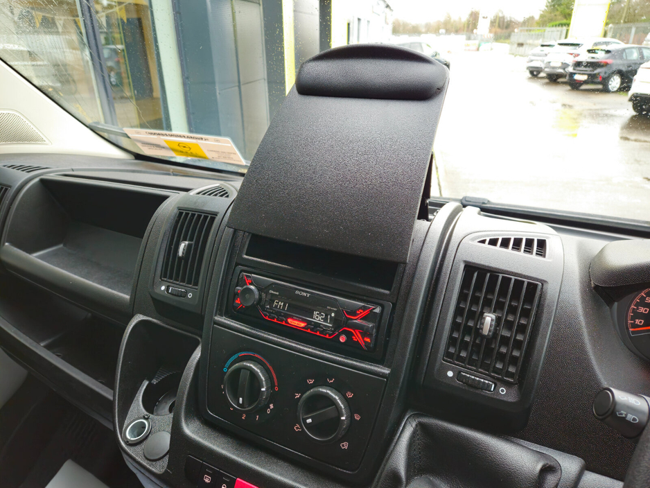 2022 Opel Movano  €16,000