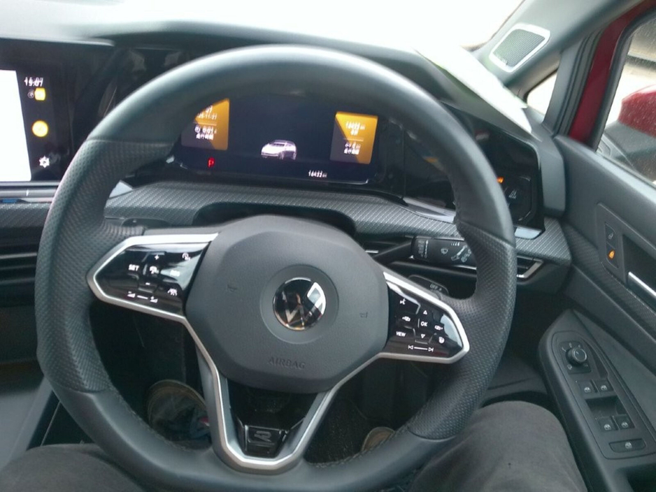 2022 Volkswagen Golf 1.5 eTSI 130HP R-Line DSG MHEV €28,950