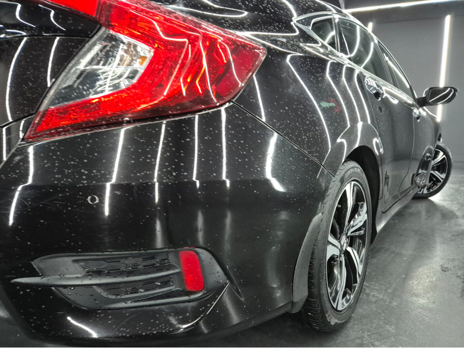 2020 Honda Civic - image 10