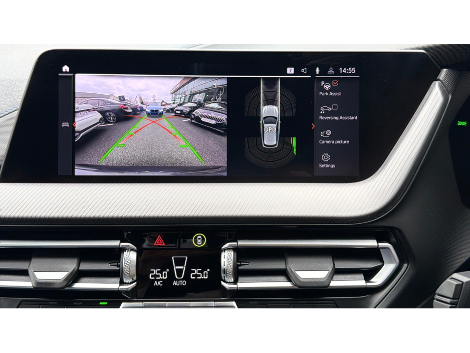 2020 BMW 1 Series - image 28