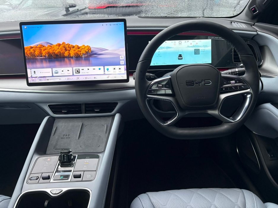 2025 BYD Sealion 7 - image 12