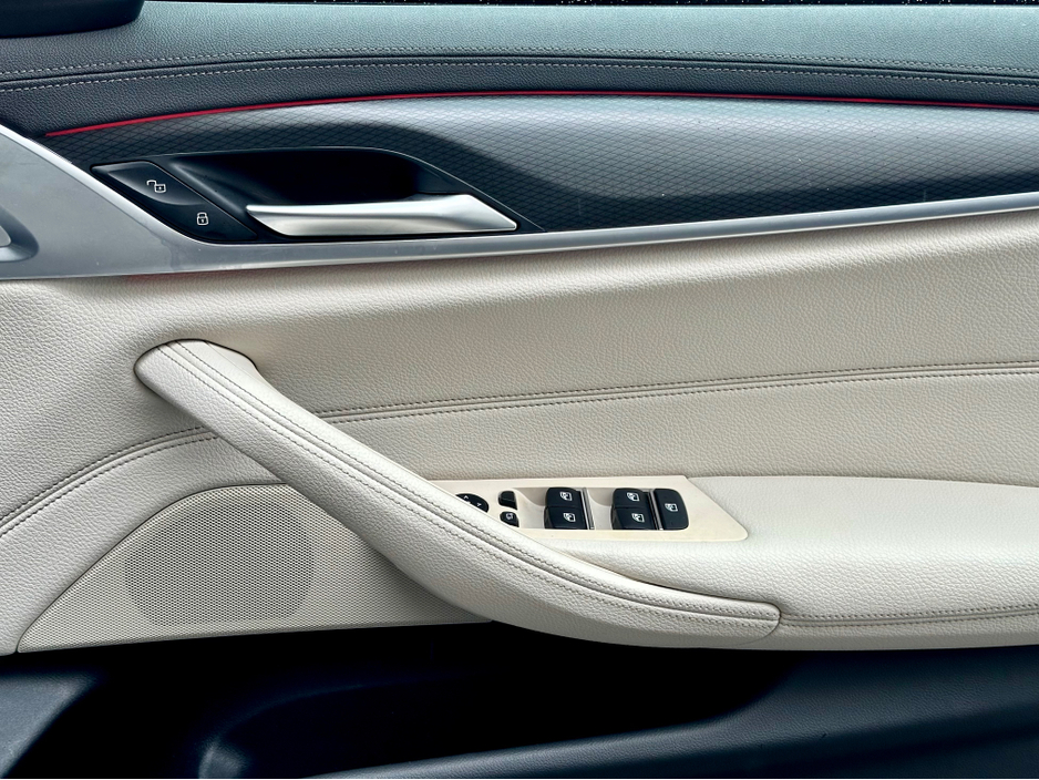 2022 BMW 5 Series BERNINA GREY M SPORT AUTO €44,950