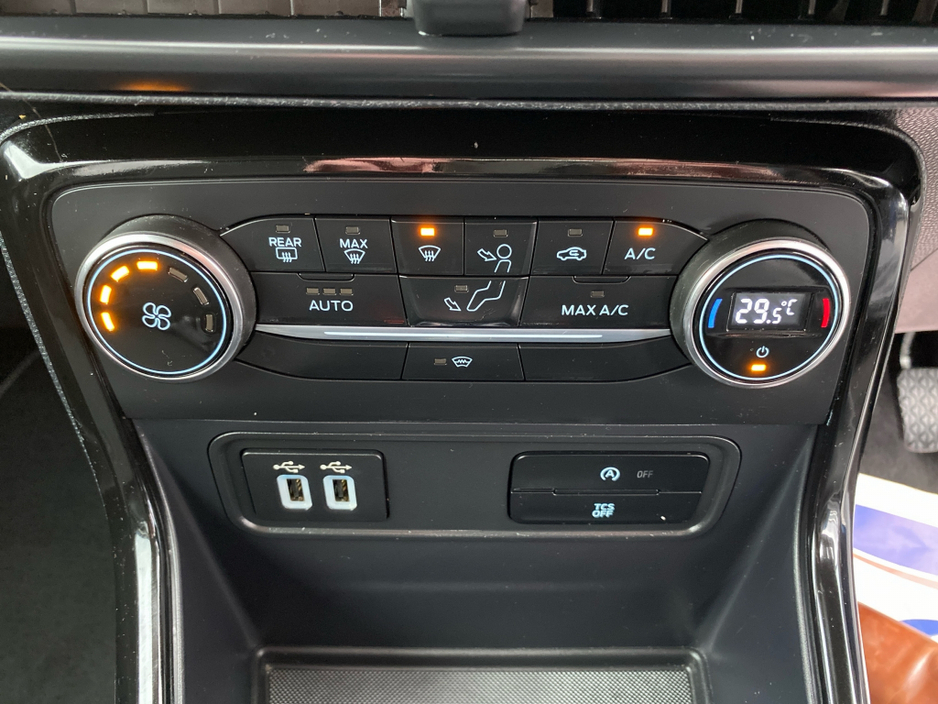 2018 Ford Ecosport Titanium 120 BHP..Camera €13,950