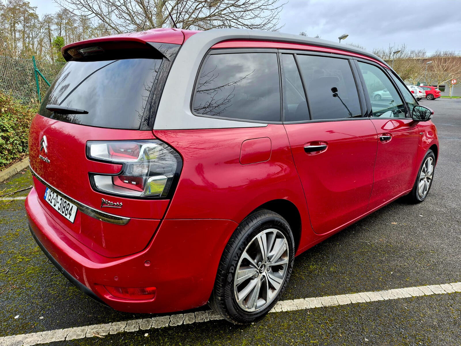 2015 Citroen C4 - image 2
