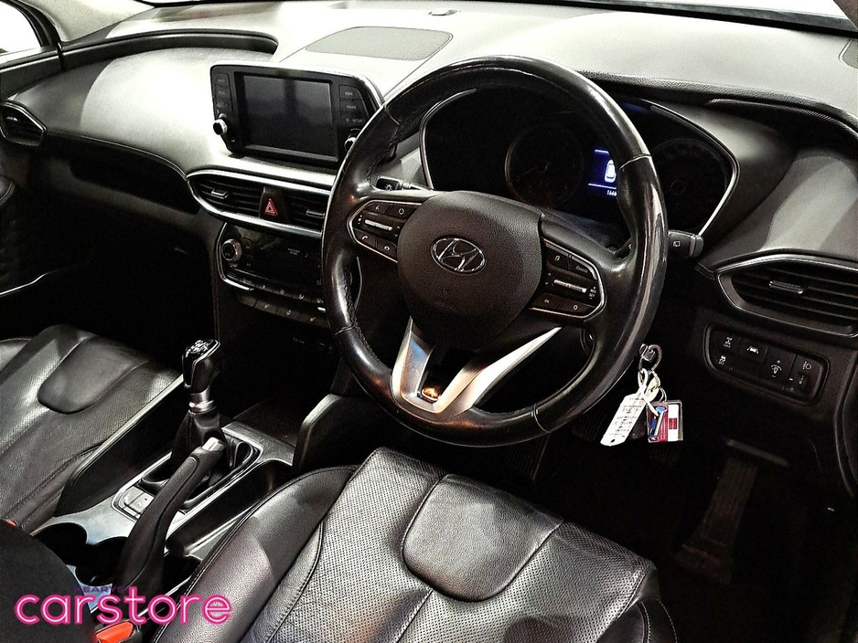 2019 Hyundai Santa Fe - image 14