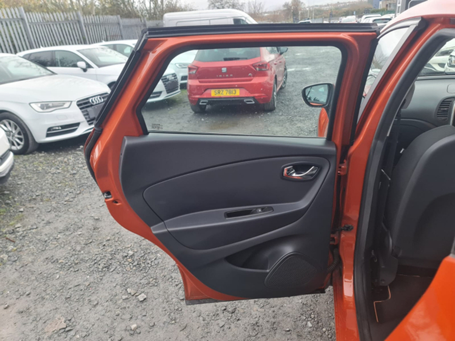 2015 Renault Captur - image 7