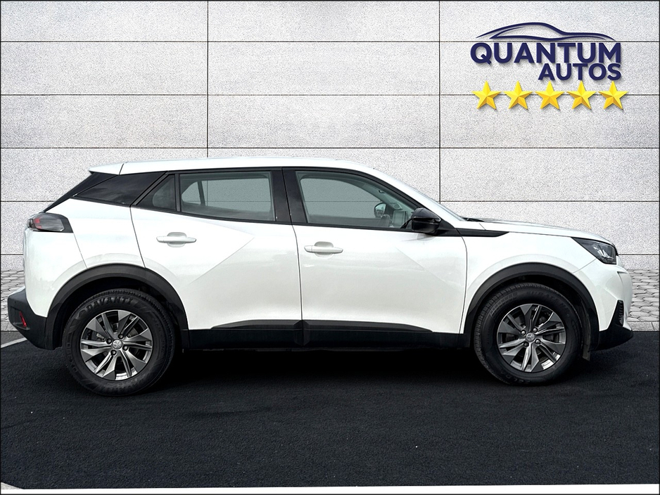 2022 Peugeot 2008 - image 10