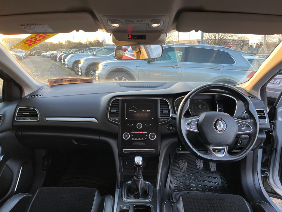 2017 Renault Megane ESTATE SPORT TOURER DYNAMIQUE 1.5 DIESEL //HALF LEATHER SEATS//SAT NAV// €10,950