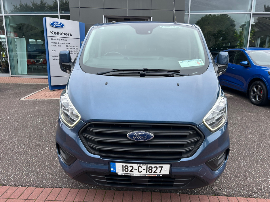 2018 Ford Transit Custom - image 4