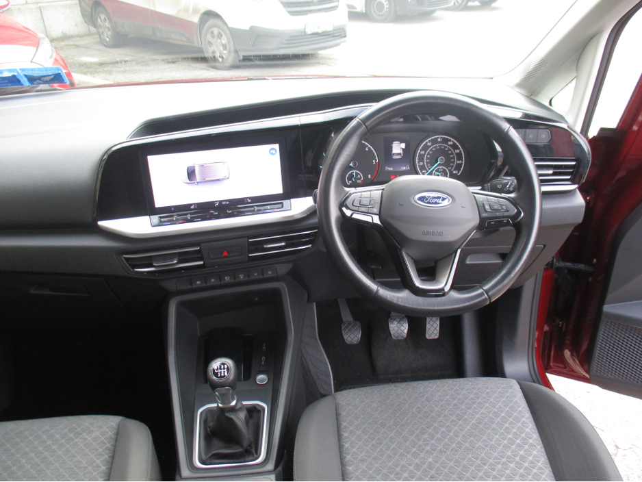 2023 Ford Tourneo Connect - image 4