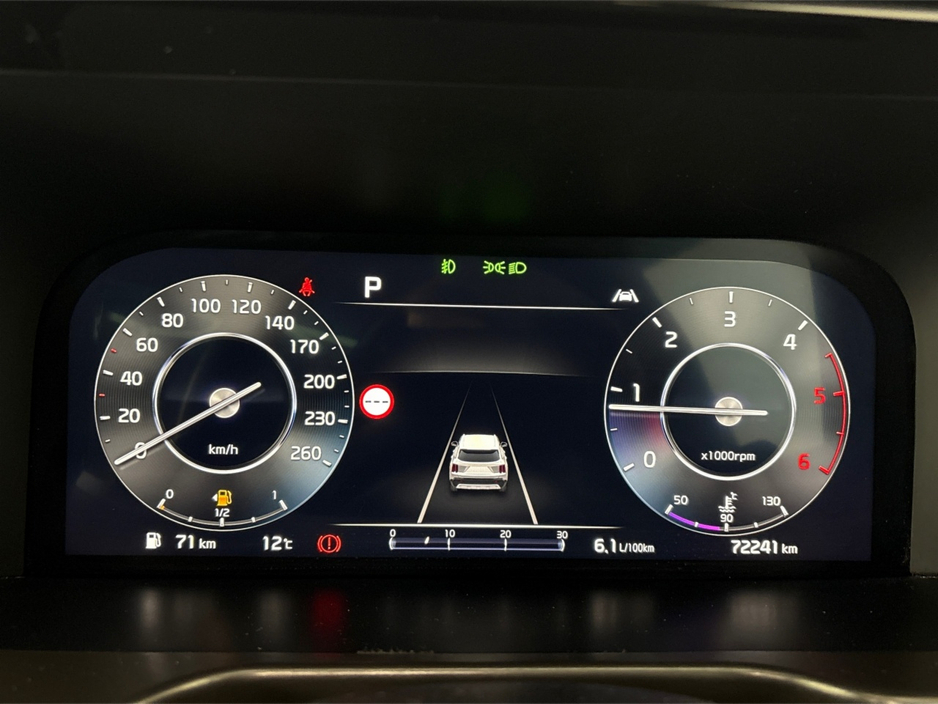 2023 Kia Sorento - image 20