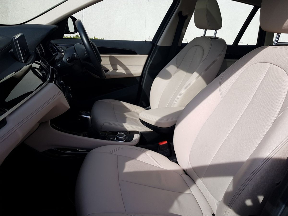 2022 BMW X1 - image 7