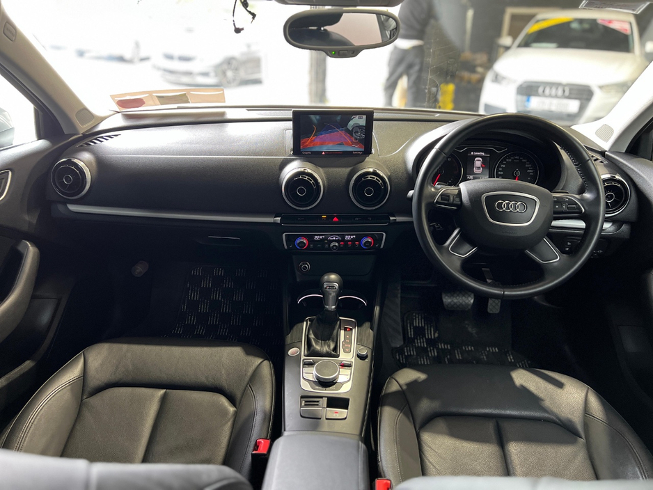 2015 Audi A3 - image 13