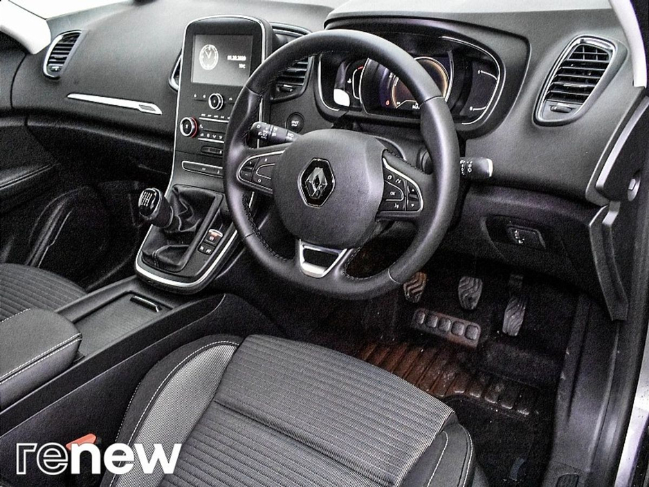 2021 Renault Grand Scenic Iconic Blue dCi 120 MY19 €26,950